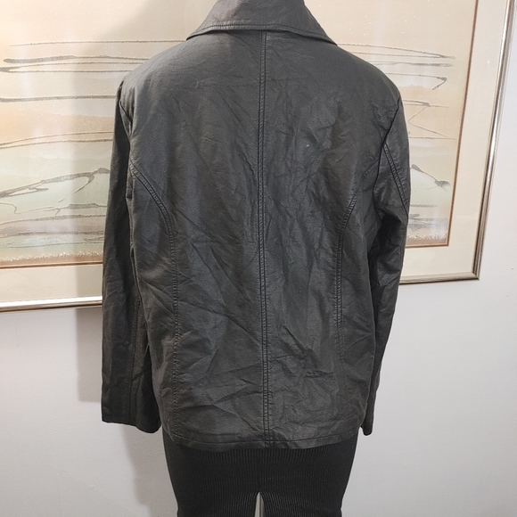 Liz Claiborne Petite Faux Leather Jacket Size PXL - Picture 6 of 10